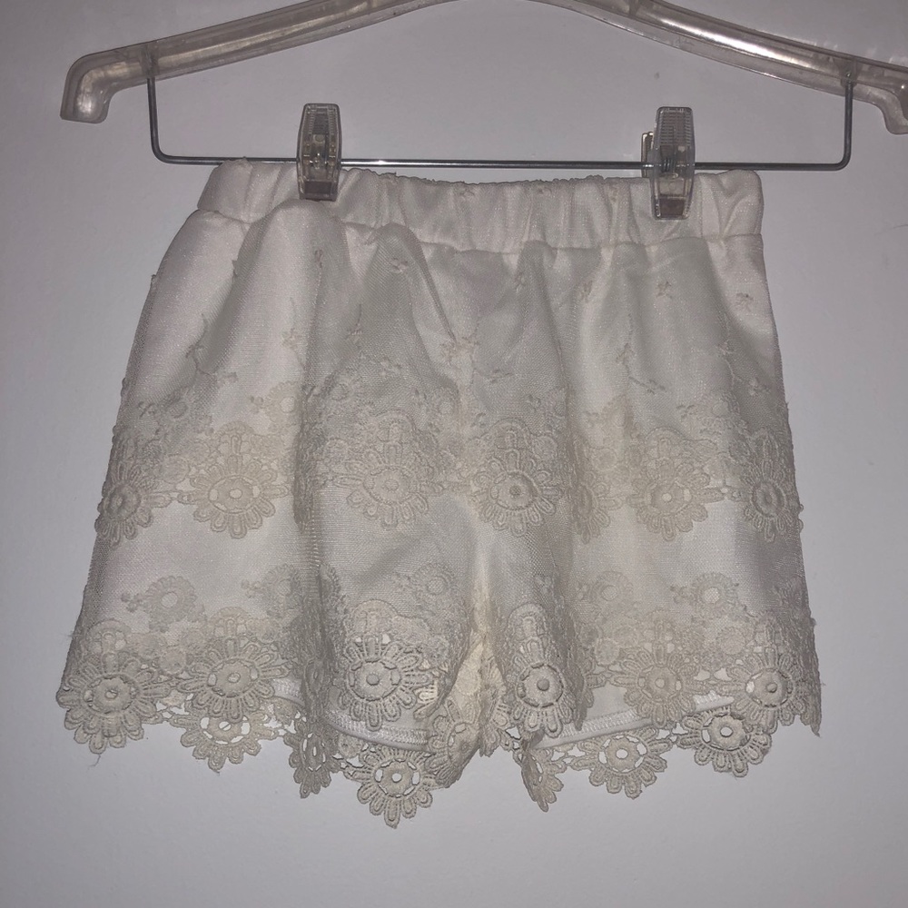 Floral White Flowy Shorts